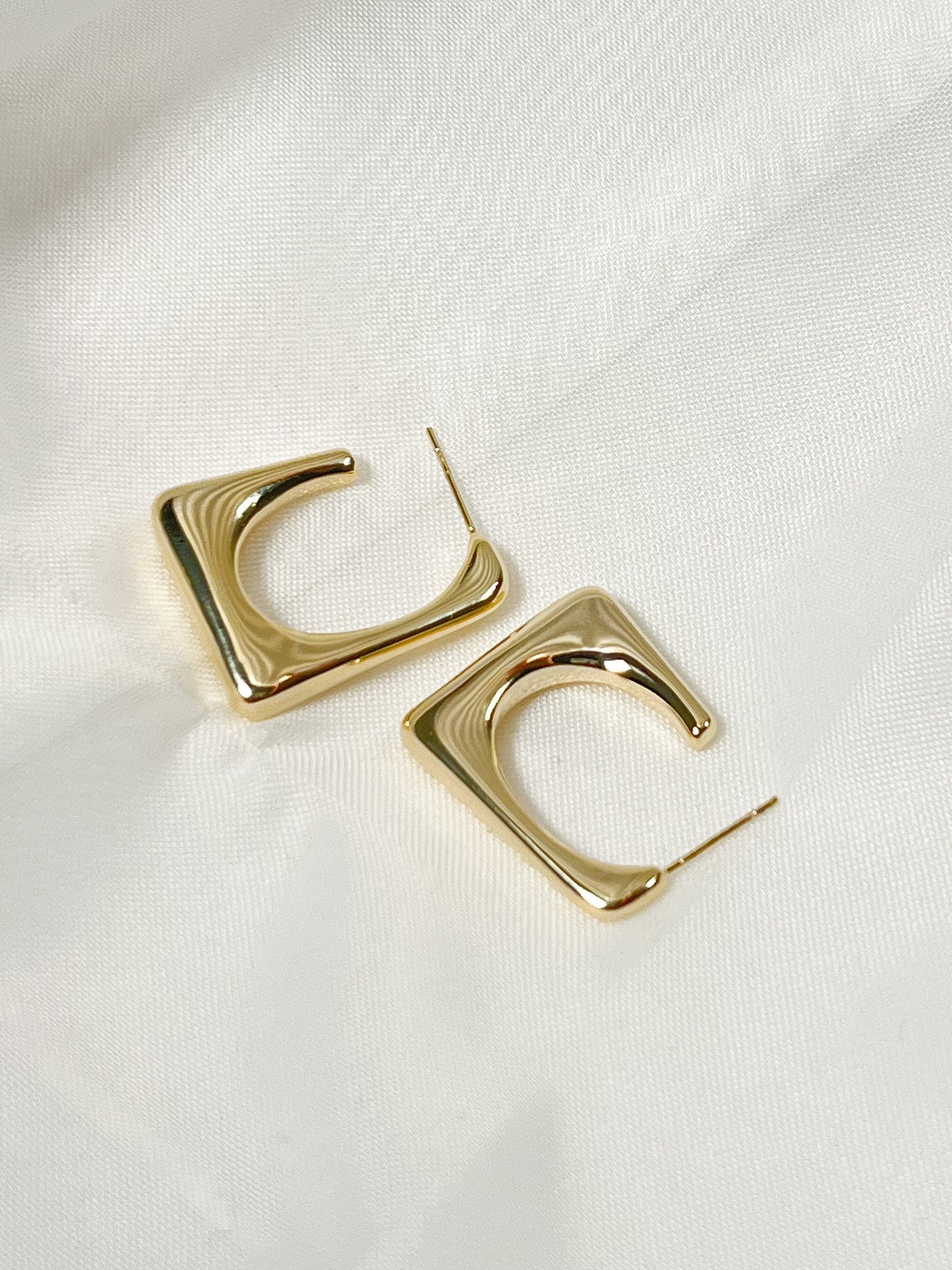 14K Gold Plated Metallic Frame Earrings