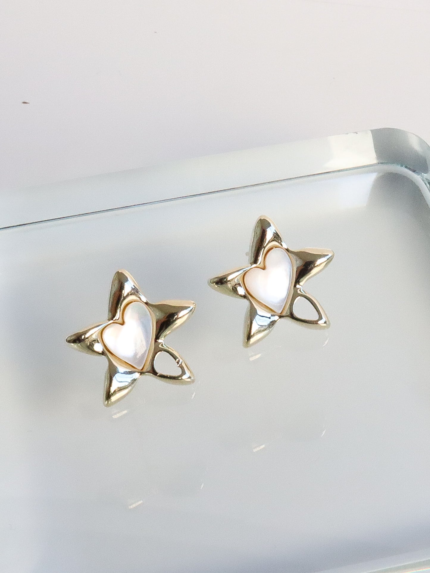 Côte Fluid Star Earrings