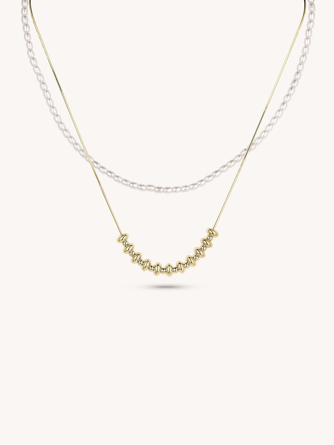 14K gold plated Poise and Pearls Necklace - Revermejewelry